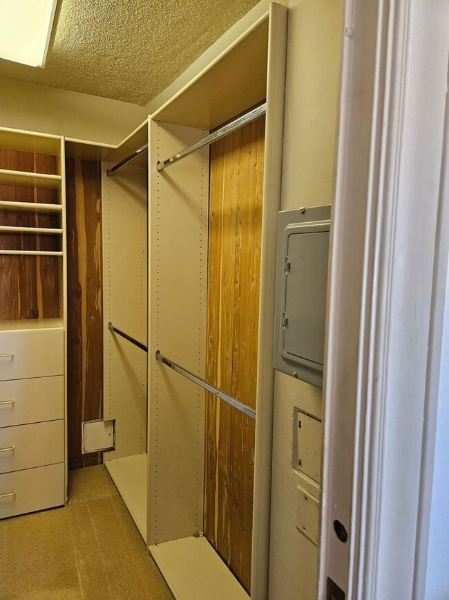 Building Photo - Live at Le Rondelet - Two Bedrooms and Views!