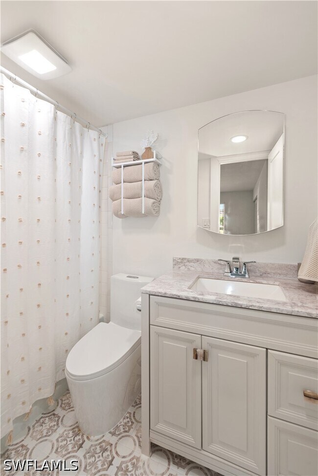 Building Photo - 501 Forest Lakes Blvd