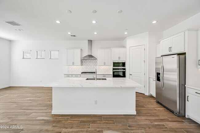 Building Photo - 13621 W Steed Ridge Rd