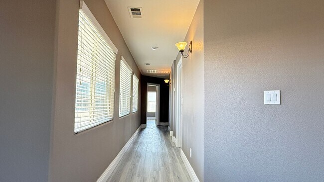 Building Photo - 5141 Moose Falls Dr