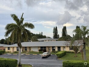 Building Photo - 1441 NW 20th Ave