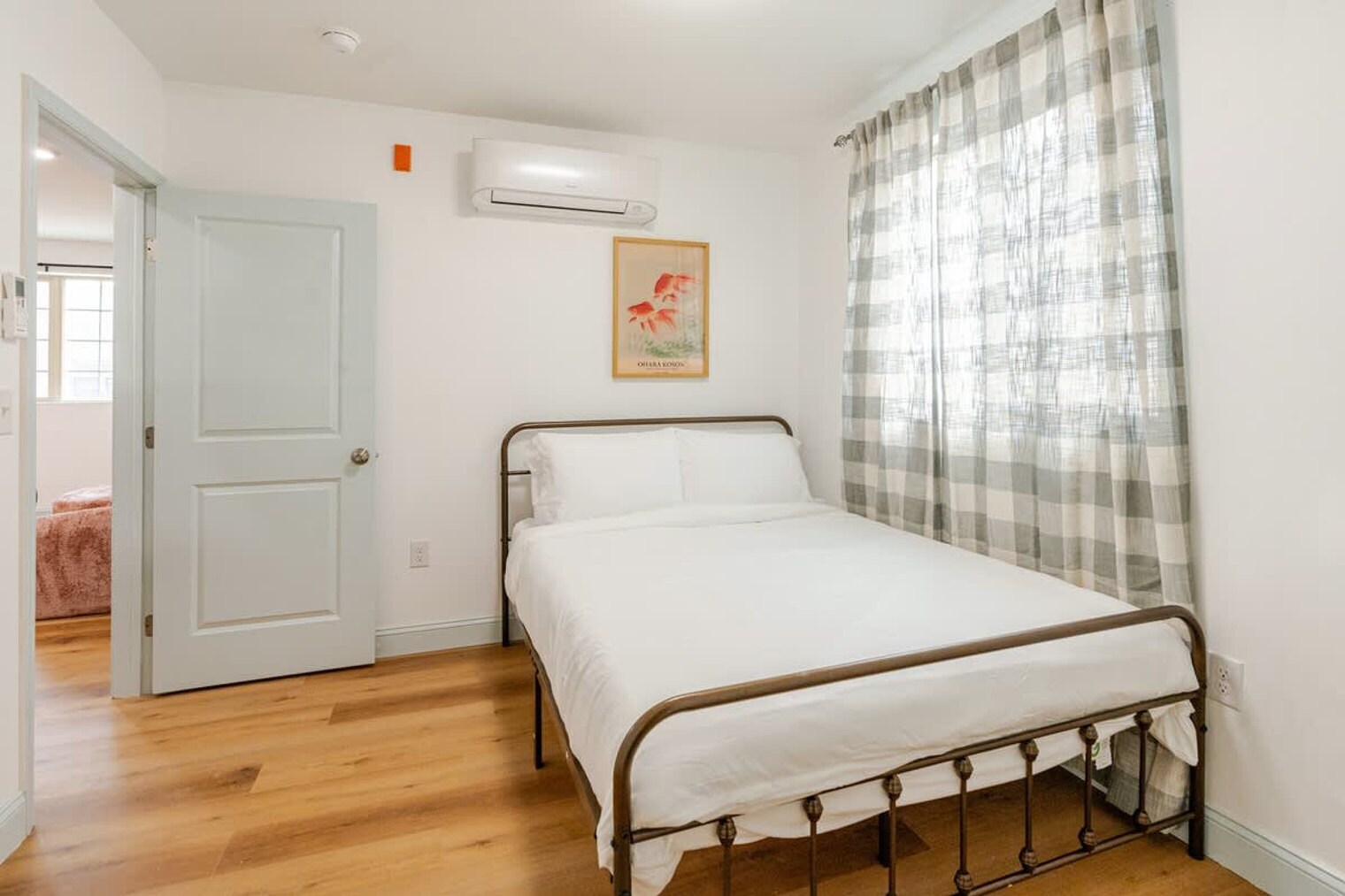 Building Photo - 1384 Ridge Ave