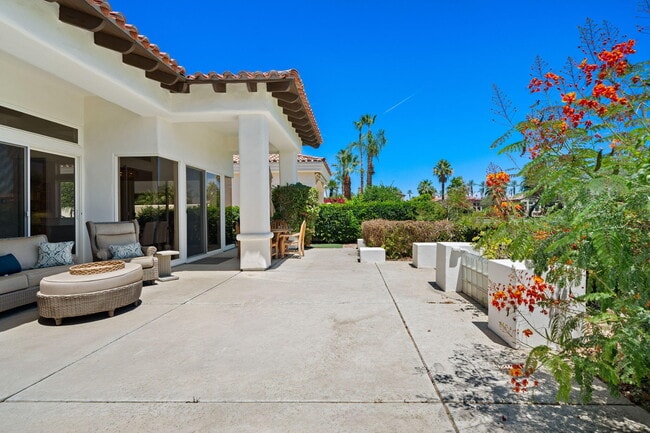 Building Photo - 79695 Mandarina