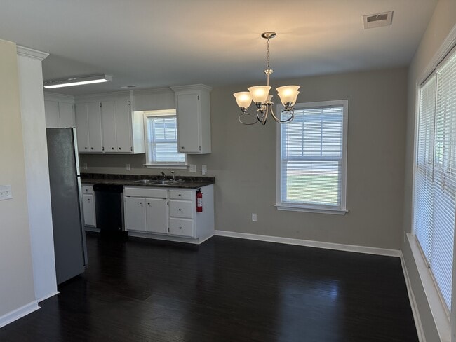 Building Photo - 688 Ruddy Creek Cir