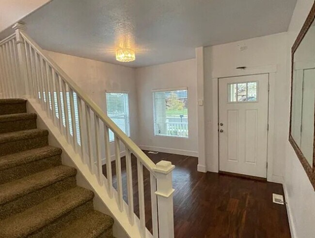 Building Photo - Spacious 4-Bedroom Home with Finished Basement in Taylorsville
