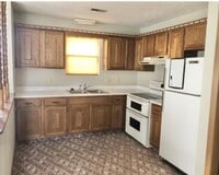 Building Photo - 5372 Big Tyler Rd