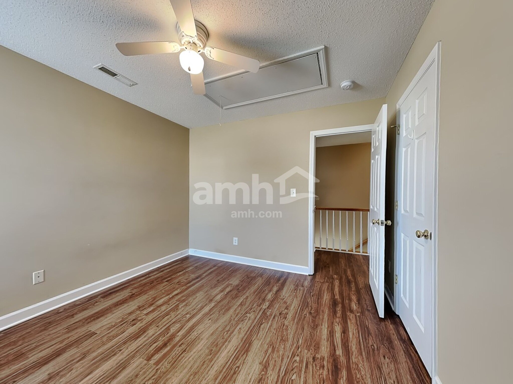 Building Photo - 212 Sedge Meadow Dr
