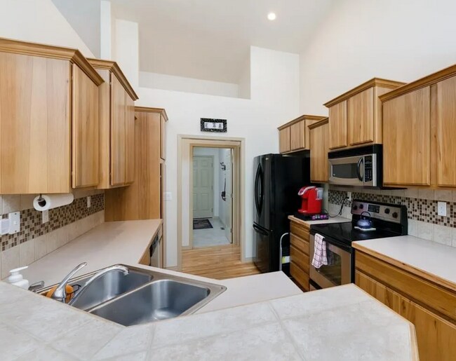 Building Photo - 12604 W Murchison St