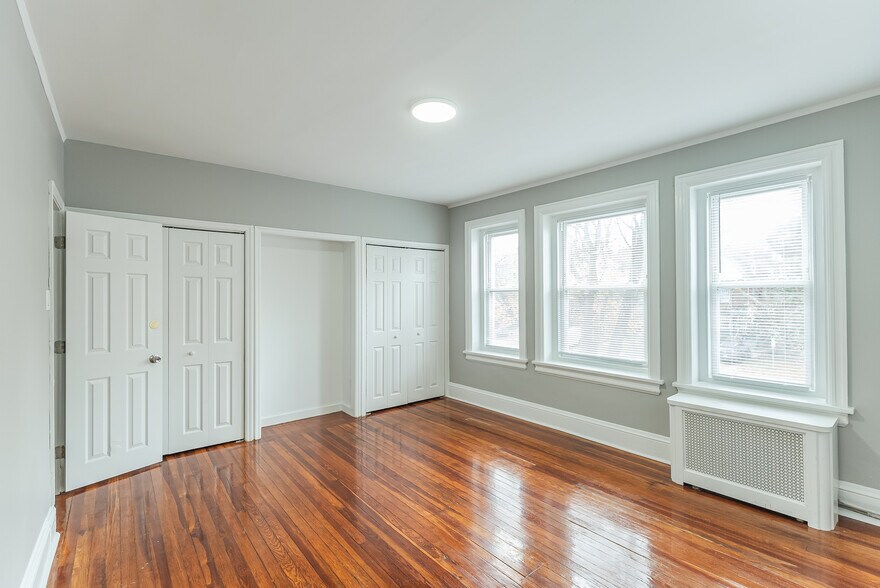 Building Photo - 2049 N 63rd St