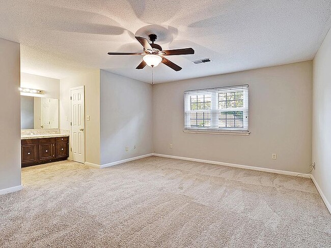 Master Bedroom - 2907 Barrington Ln