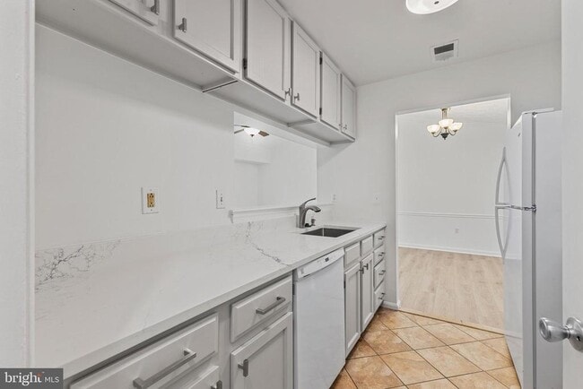 Building Photo - 5708 Olde Mill Ct