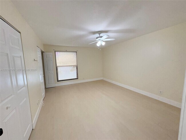 Building Photo - 1606 NW 90th Way