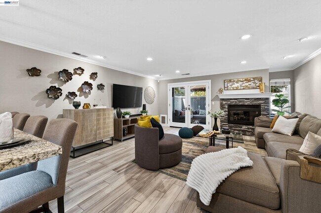 Building Photo - 4125 Amberwood Cir
