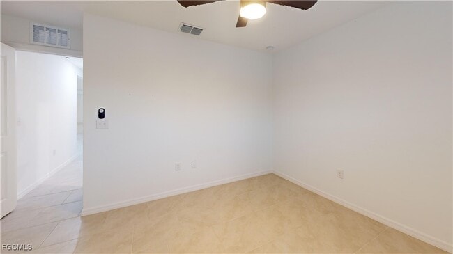 Building Photo - 2846 Northwest 28th Ave