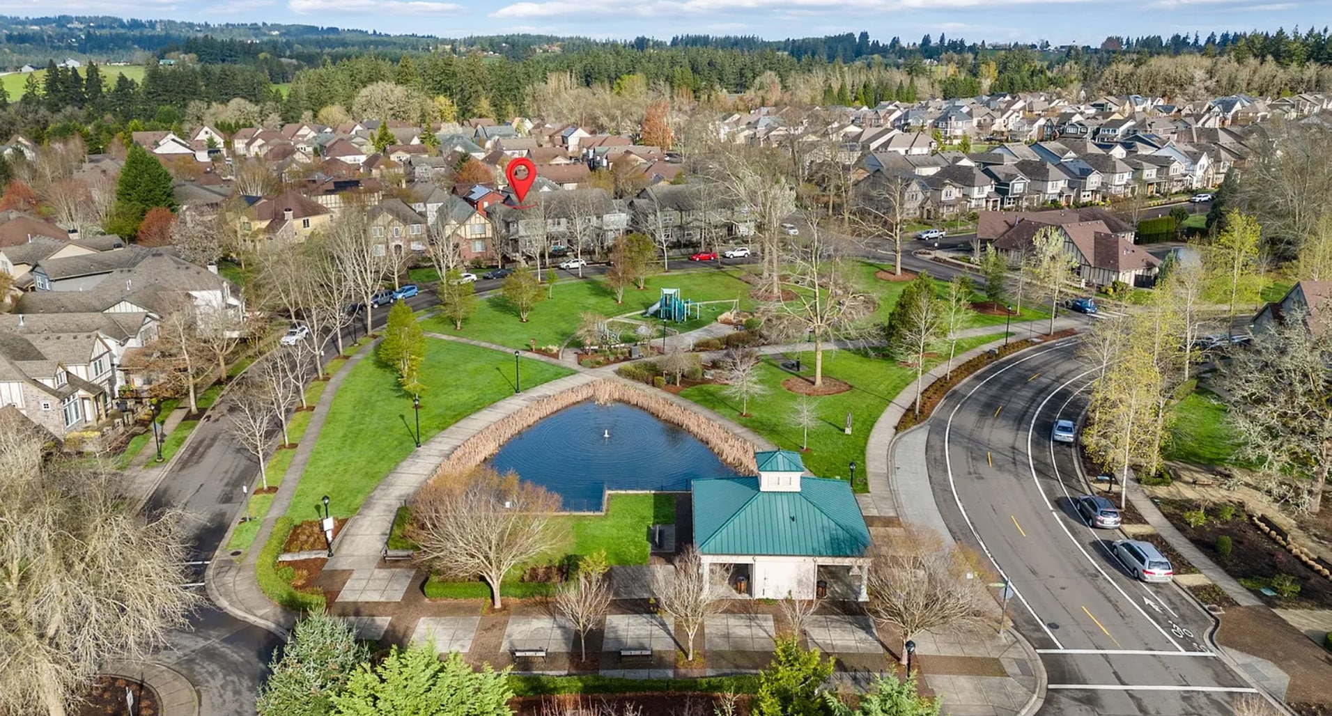 Large Park & Pond Outside The Front Door - 11836 SW Palermo St