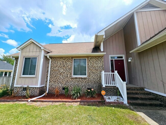 Building Photo - Town Of Springlake