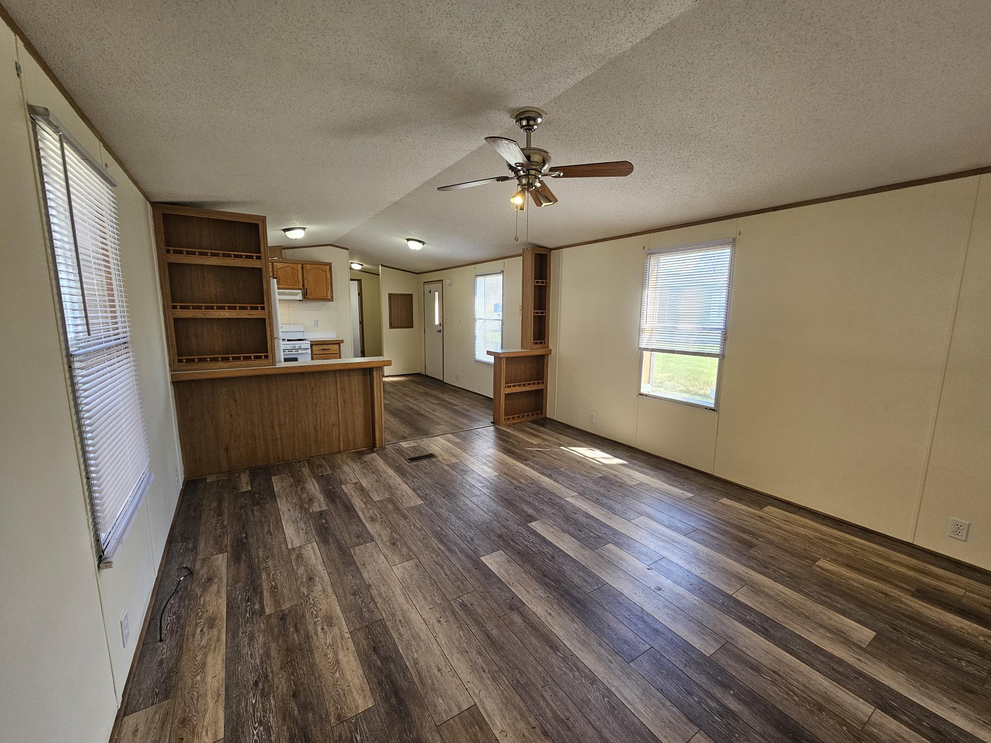 Building Photo - 146 Rodeo Dr