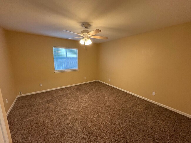 Building Photo - Beautiful 4 Bedroom coming soon!