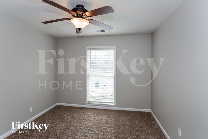 Building Photo - 8870 Cherrywood Cove