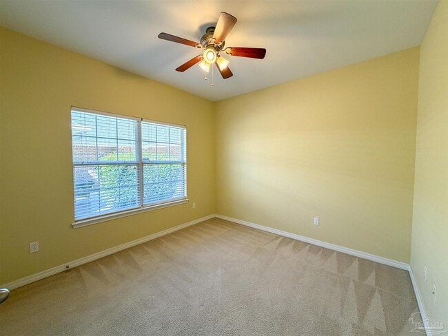 Building Photo - 4913 Vizcaya Dr
