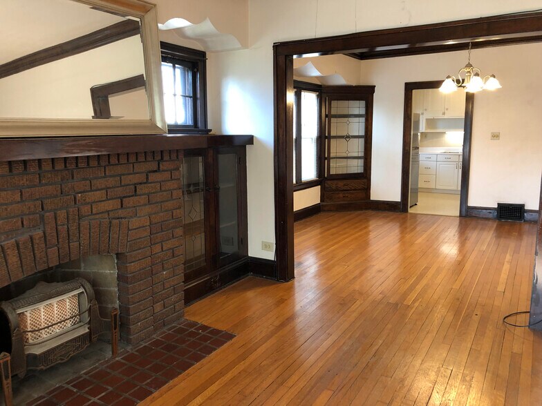 Living Room - 2479 E 124th St