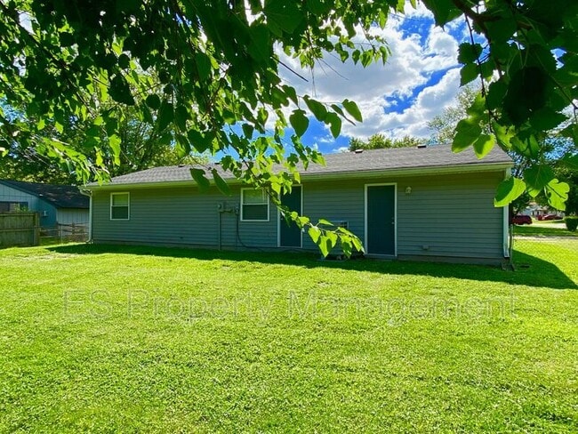 Building Photo - 6105 Epperson Dr