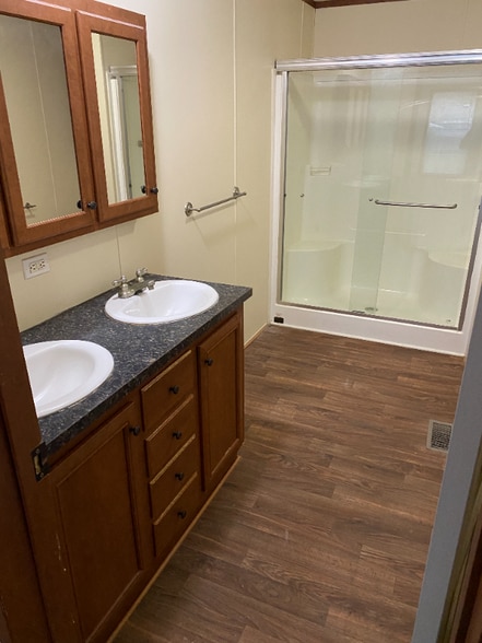 Building Photo - 1951 Borman Ct