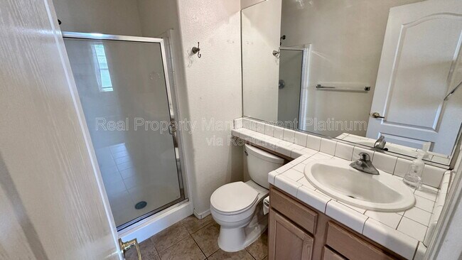 Building Photo - 643 W Casanova Ln