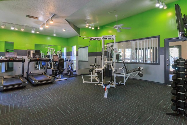 STATE-OF-THE-ART FITNESS FACILITY - Ascension Point Condominiums