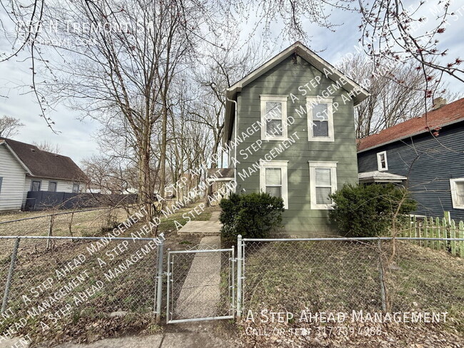 Primary Photo - 756 N Tremont-3 Bed/1.5 Bath - Tons to offer