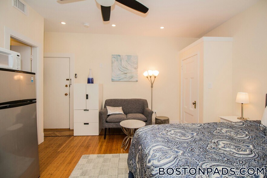 Building Photo - 14 Chiswick Rd