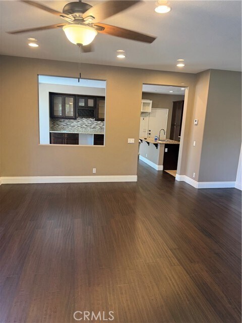 Building Photo - 12585 Montaivo Ln