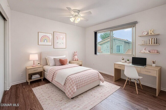 Building Photo - 560 Chapala Dr