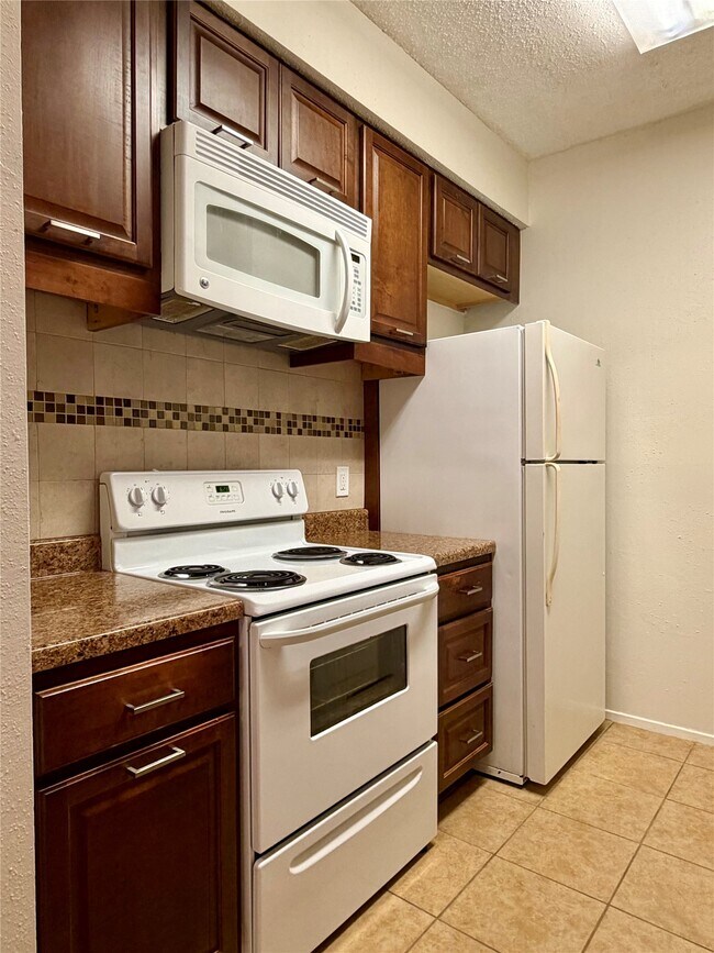 Building Photo - 7900 N Stadium Dr