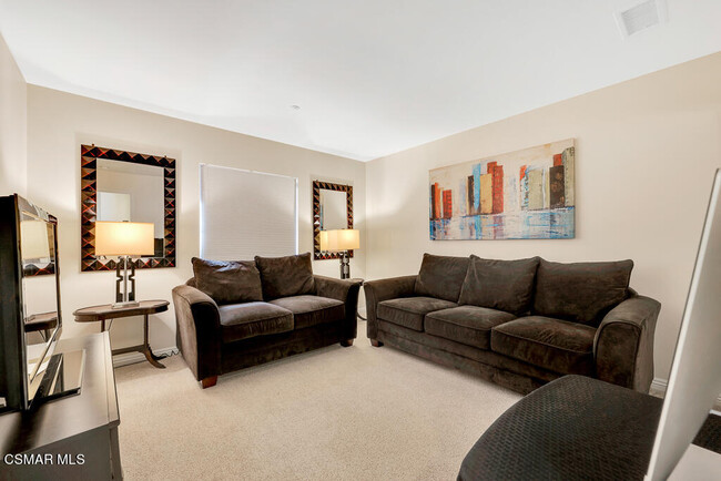 Building Photo - 1510 Silver Shadow Dr