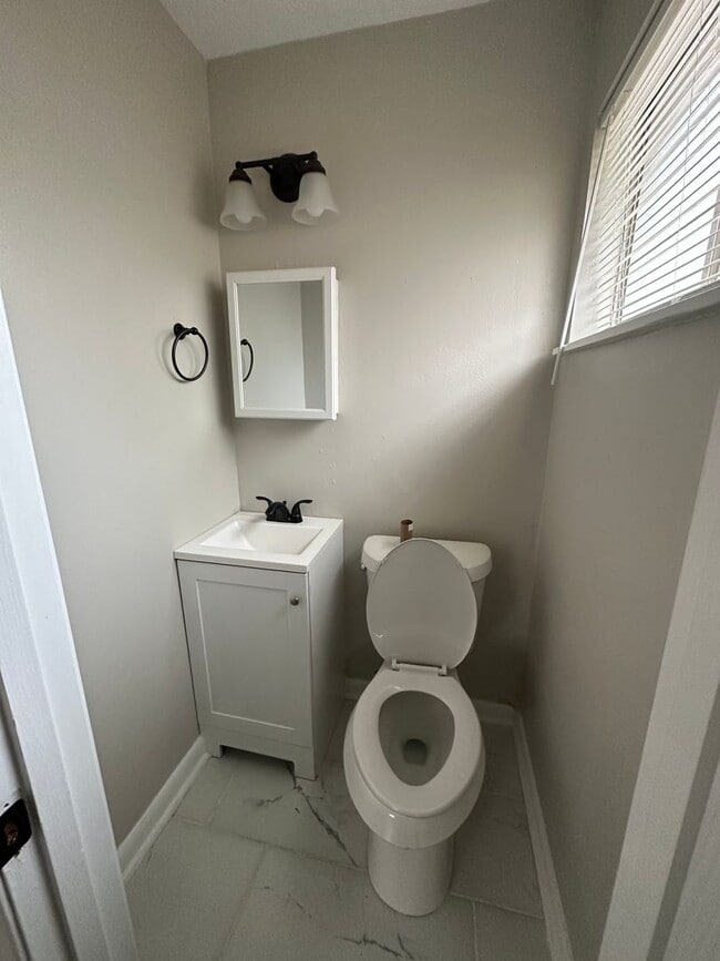 Building Photo - Beautiful 3 Bedroom Home in Bossier!