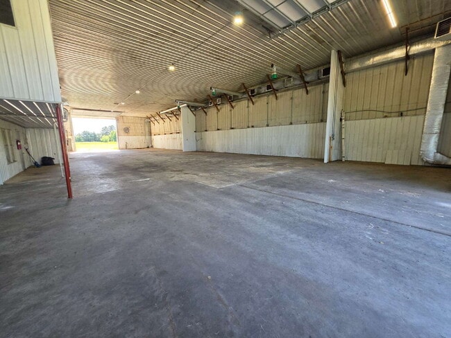 Building Photo - 24.2 Acres – Industrial Warehouse, Residential Or Office Space, Pole Shed & Recreational Land