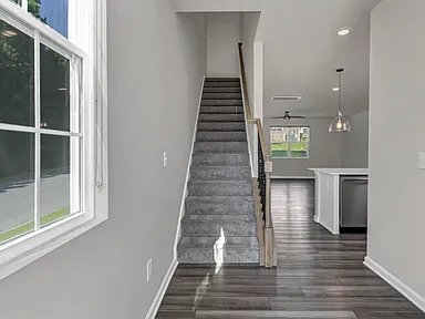 Building Photo - 401 Bosque Cir