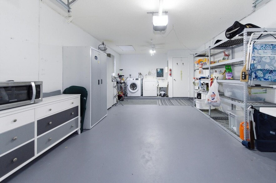 Building Photo - 13126 Via Vesta