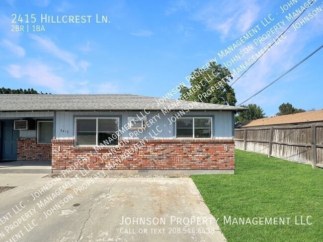 Primary Photo - 2415 Hillcrest Ln