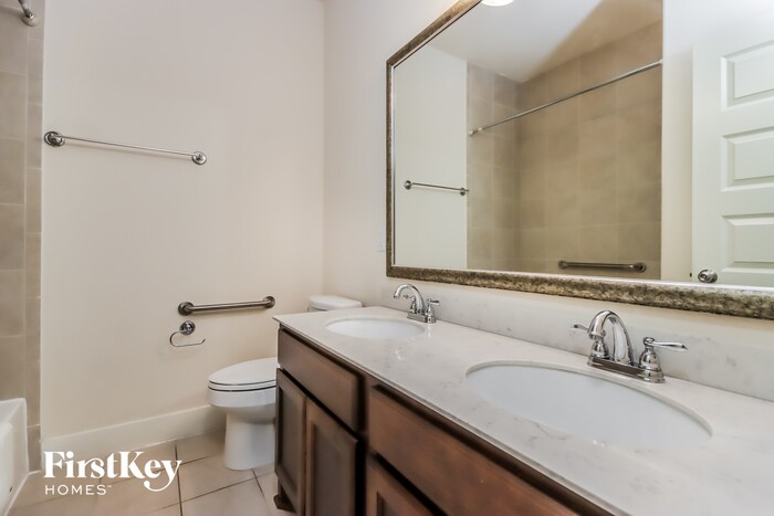 Building Photo - 21611 Royal Troon Dr