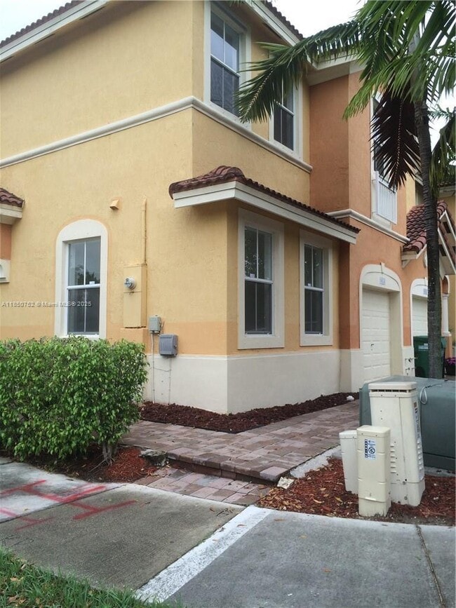 Building Photo - 16636 SW 79th Way