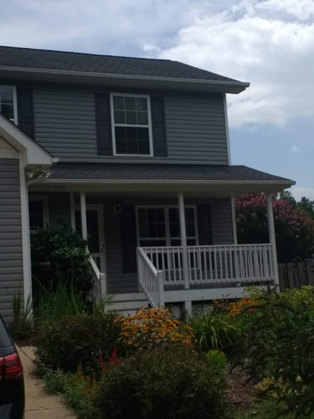 Building Photo - 14 Grove Garden Ave