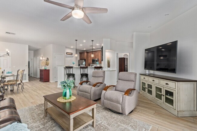 Building Photo - 11500 E Cochise Dr