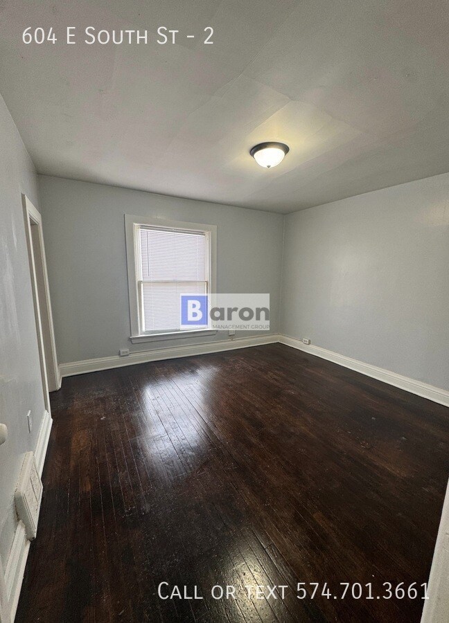 Building Photo - 604 E South St