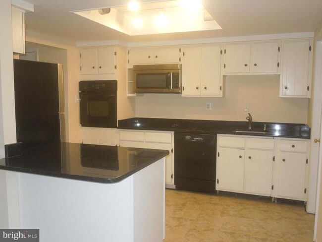 Building Photo - 1709 Granite Ct