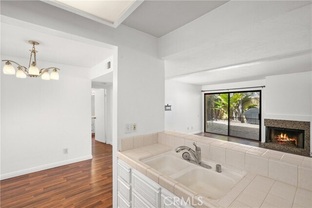 Building Photo - 25712 Le Parc