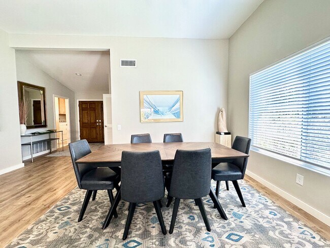 Building Photo - FOR RENT Call For Availability 3Br/3Ba 2128 Sqft Fully Furnished Del Mar Heights Vacation Home, C...