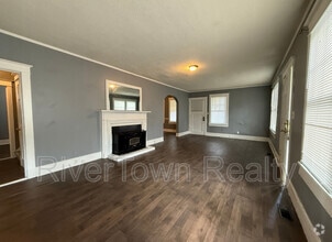 Building Photo - 1027 Stonewall St