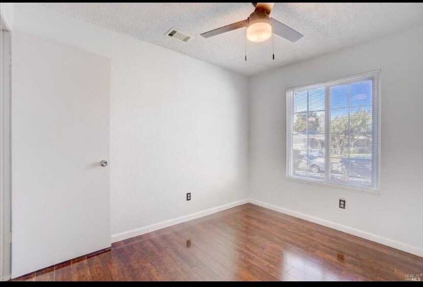 Room #1 - 89 Chipman Ln